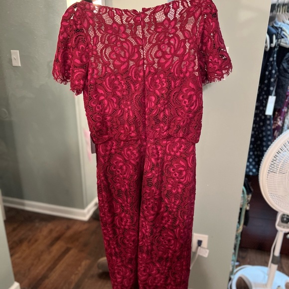 Beautiful!! JS collection Embroidered Lace Blouson Cocktail Dress - Berry - Picture 10 of 10